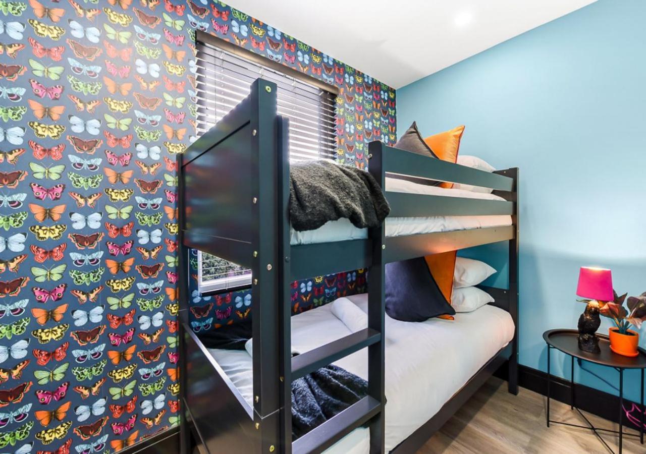 Bright & Colourful House - Best For A Large Groups London Ngoại thất bức ảnh
